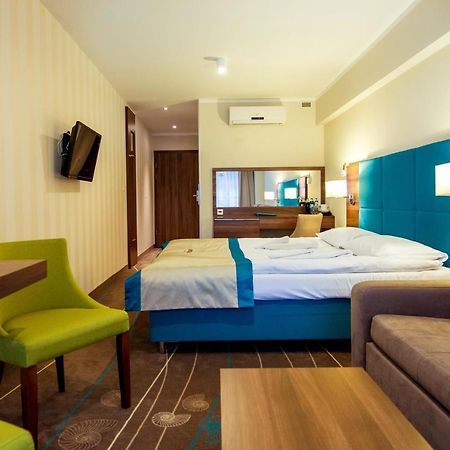 Aparthotel Przy Plazy 미엥지즈드로예 외부 사진