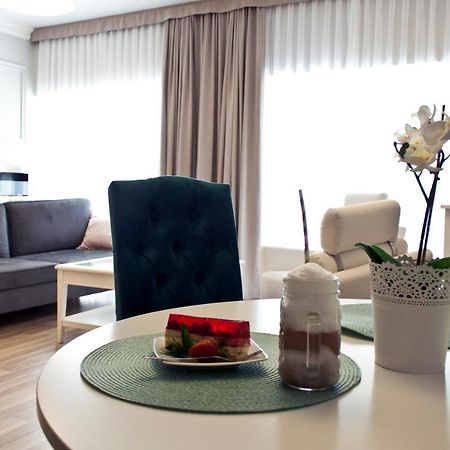 Aparthotel Przy Plazy 미엥지즈드로예 외부 사진