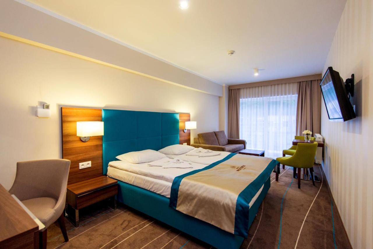 Aparthotel Przy Plazy 미엥지즈드로예 외부 사진