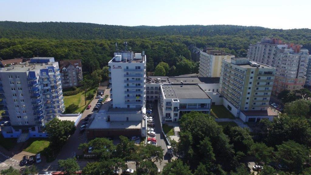 Aparthotel Przy Plazy 미엥지즈드로예 외부 사진